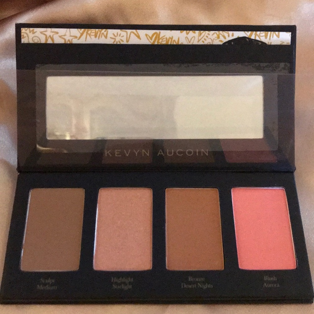 Kevyn Aucoin The Contour Palette 4-in-1